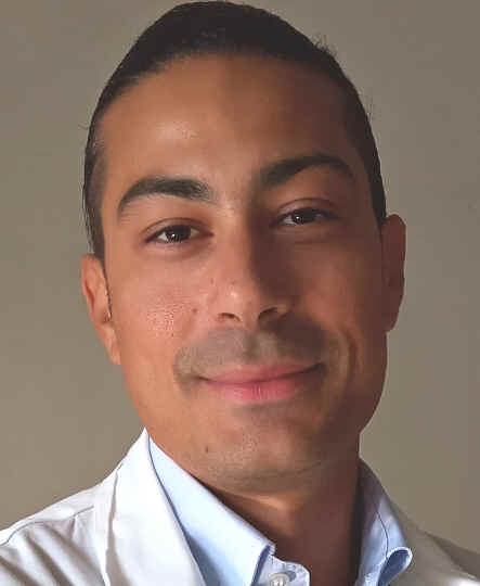 SuhelAK.jpg (212675 bytes)